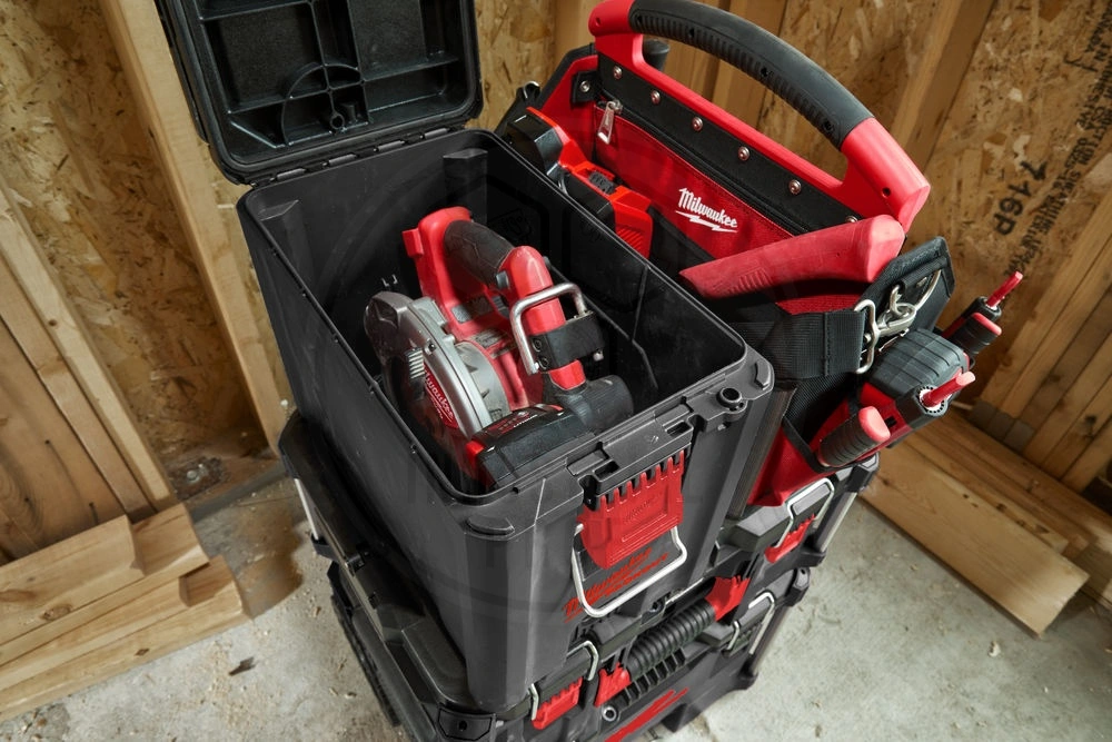Ящик для инструментов компактный PACKOUT™ Milwaukee 4932471723