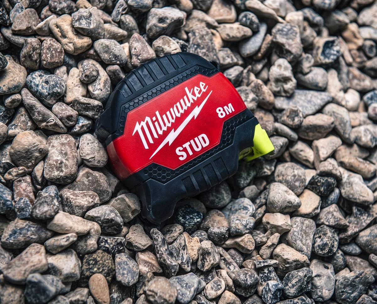 Рулетка STUD GEN III 8м Milwaukee 4932498765