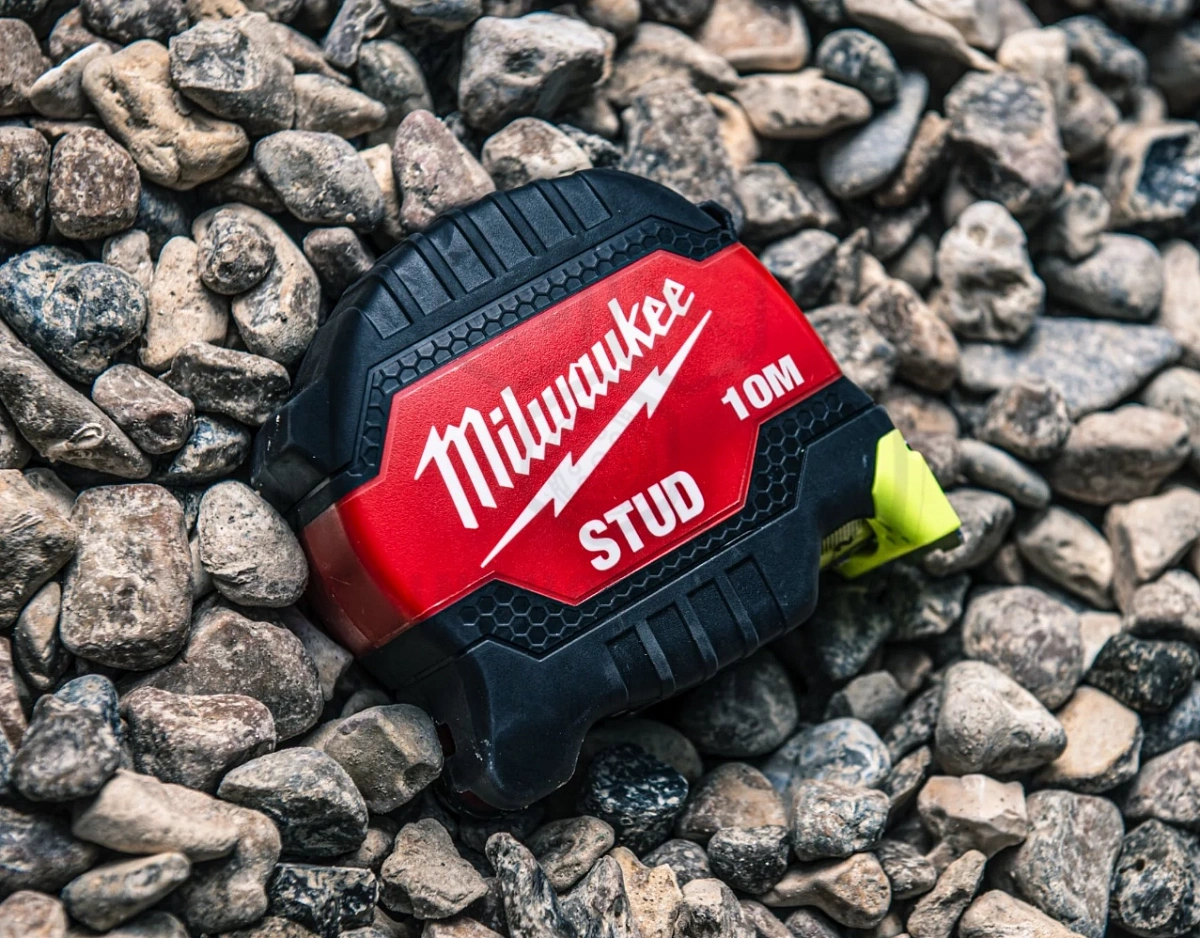 Рулетка STUD GEN III 10м Milwaukee 4932498767
