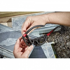 Очки с покрытием AS/AF PREMIUM (бесцветные) Milwaukee 4932471885