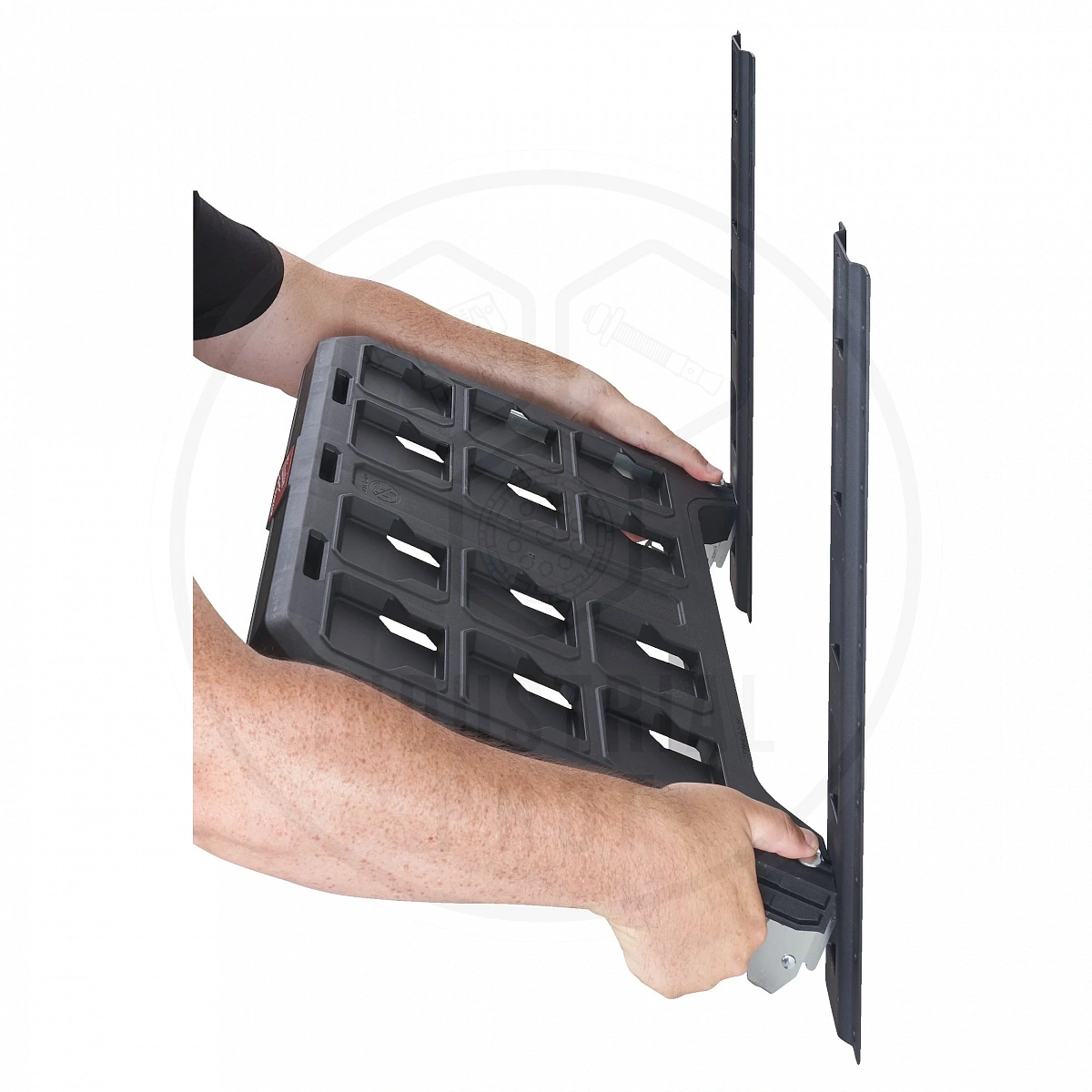 Вертикальный профиль для стеллажной системы PACKOUT™ Milwaukee 4932478996