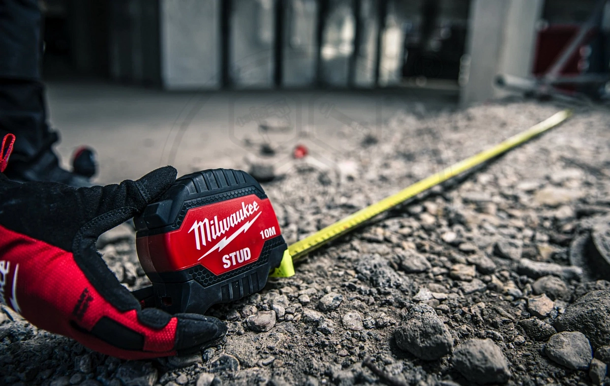 Рулетка STUD GEN III 10м Milwaukee 4932498767